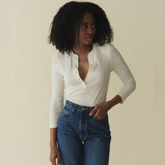 Doen Tops - DÔEN Vesper Silk Tee Cream Like New, Large